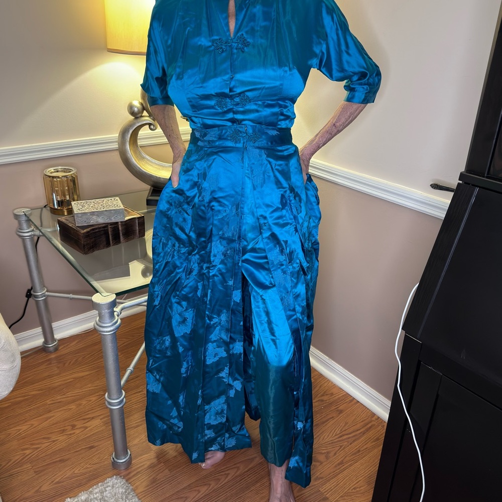 AUTHENTIC 1960s I Magnin&Co Hong Kong Playsuit Dress